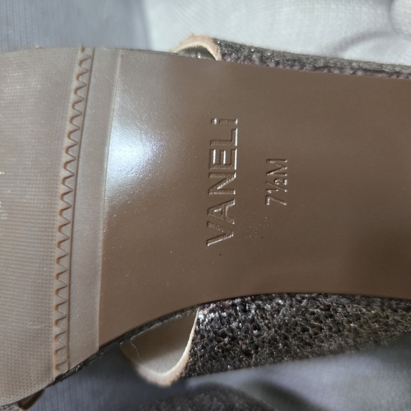 VANELLI Horus Metallic Slide On Sandals - Picture 7 of 8